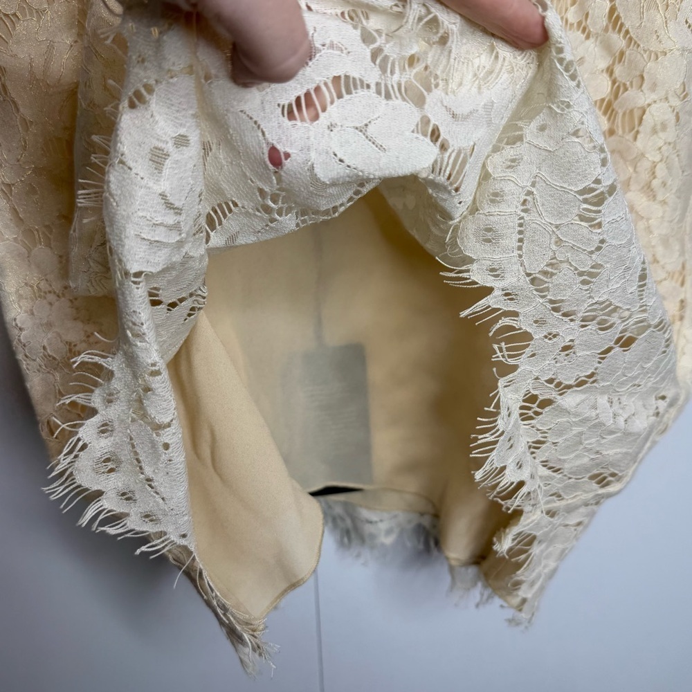 Chaser - Lace Overlay Top- Cream - NWT Small - Picture 4 of 7